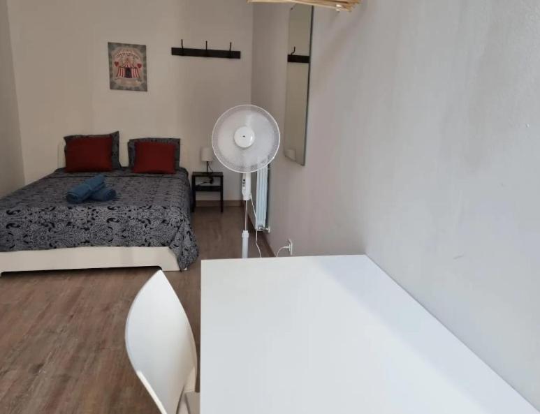 برشلونة Private Rooms In Born المظهر الخارجي الصورة