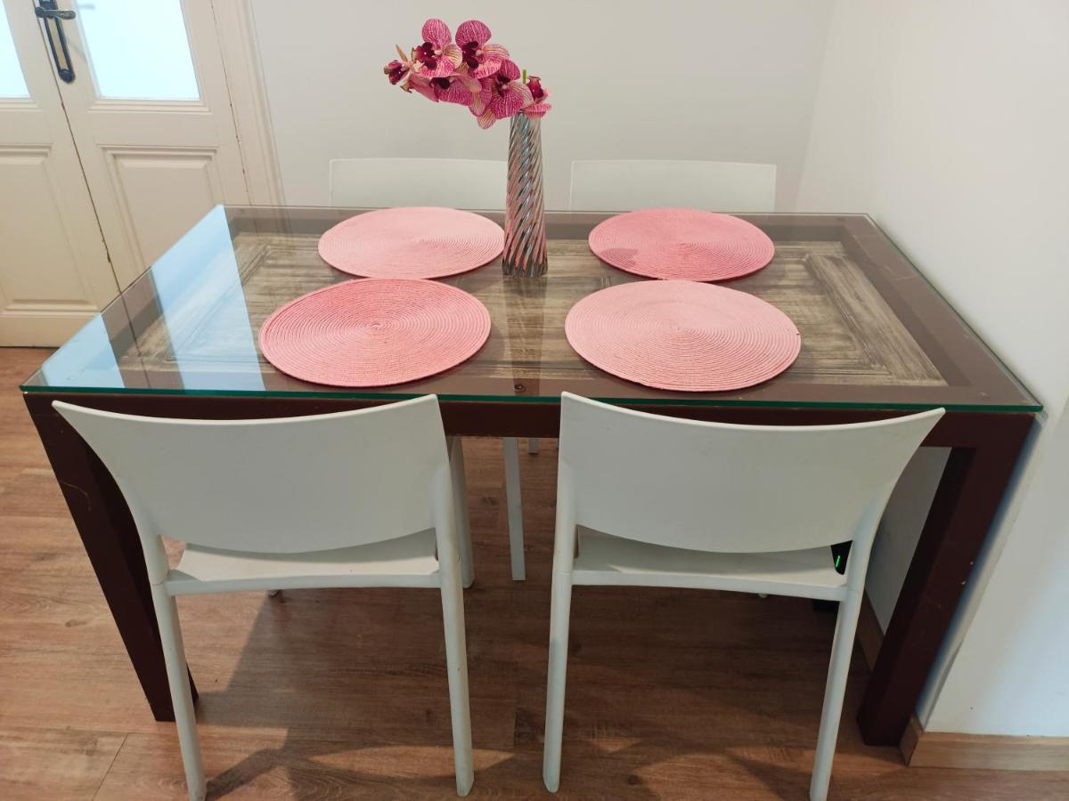 برشلونة Private Rooms In Born المظهر الخارجي الصورة