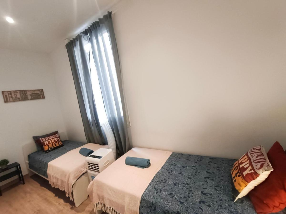 برشلونة Private Rooms In Born المظهر الخارجي الصورة