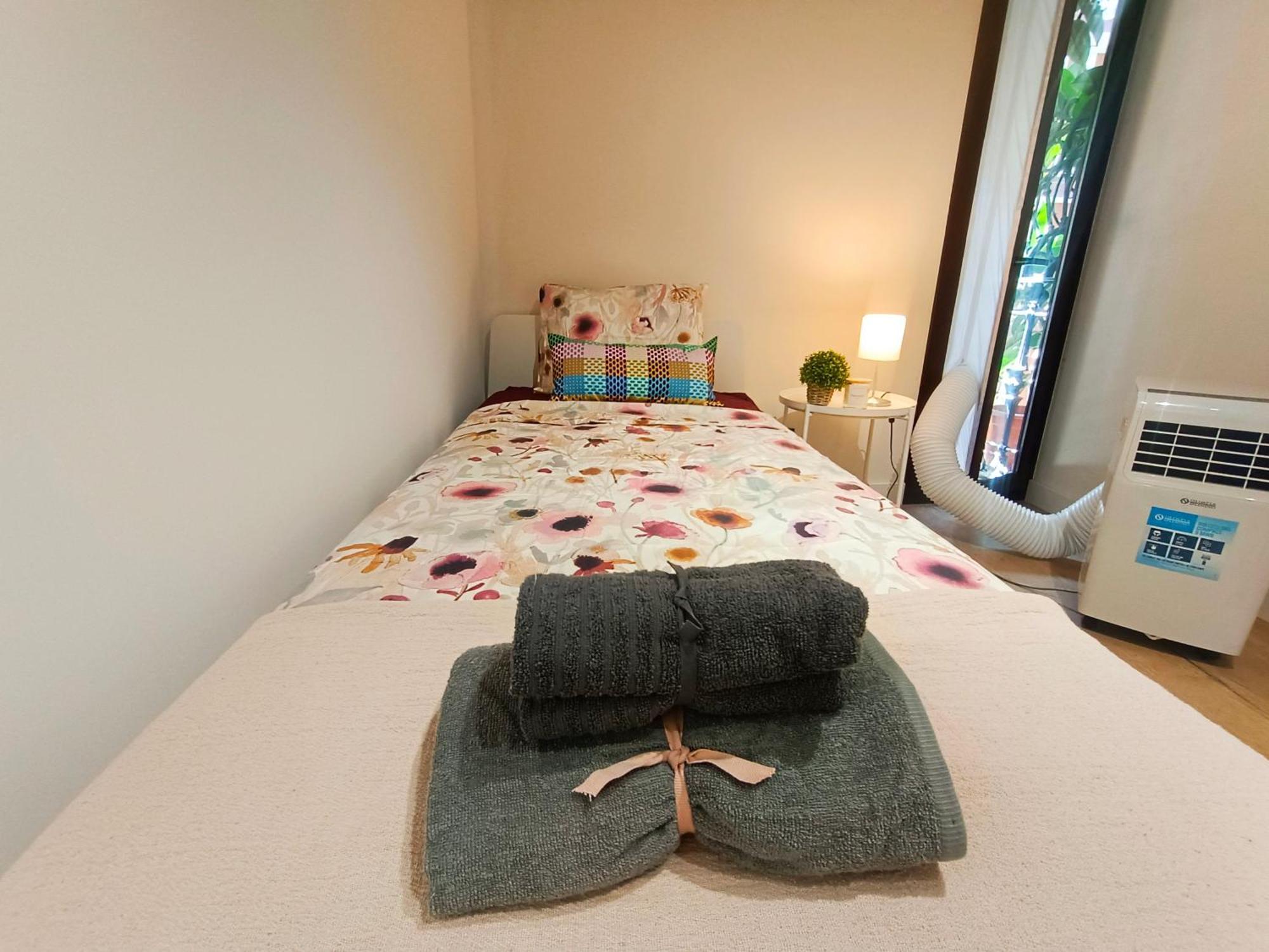 برشلونة Private Rooms In Born المظهر الخارجي الصورة